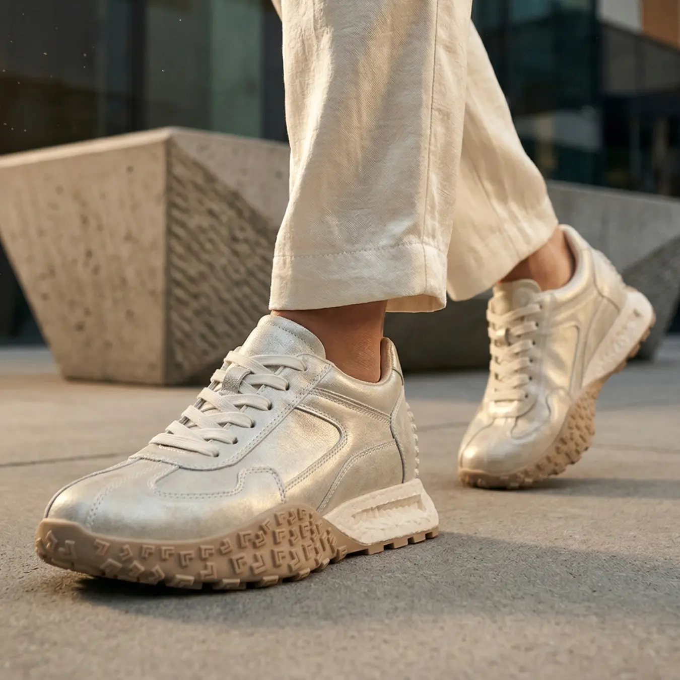 Glamm Alto Sneakers - 7cm - Image 3